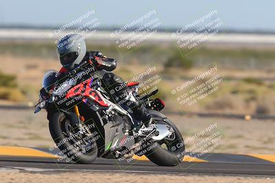 media/Nov-06-2023-Moto Forza (Mon) [[ce023d0744]]/3-Intermediate Group/Session 5 (Turn 4)/